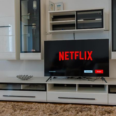 Cozy & Spacious 2Br Apartment With Netflix Bükreş Dış mekan fotoğraf
