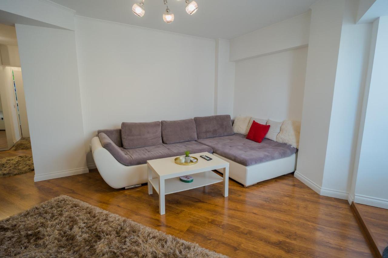 Cozy & Spacious 2Br Apartment With Netflix Bükreş Dış mekan fotoğraf