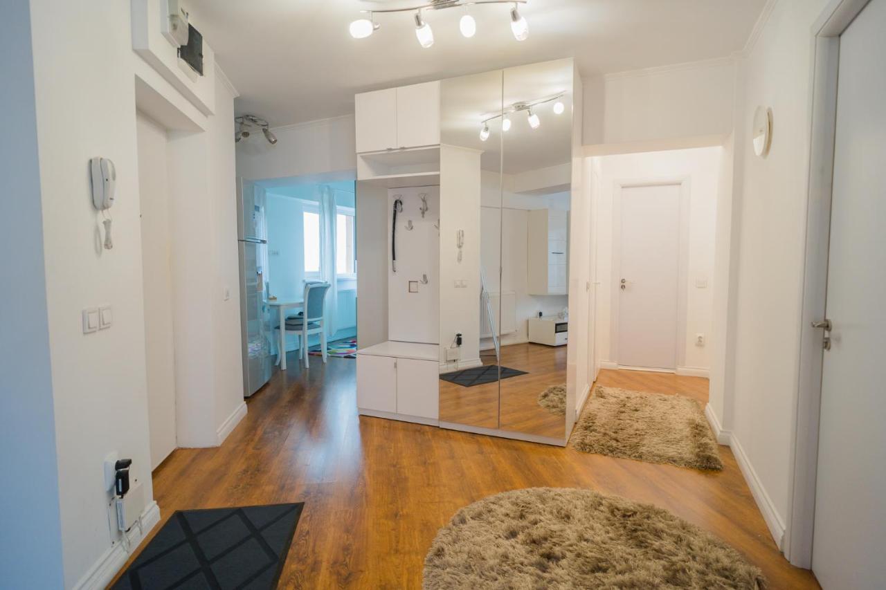 Cozy & Spacious 2Br Apartment With Netflix Bükreş Dış mekan fotoğraf
