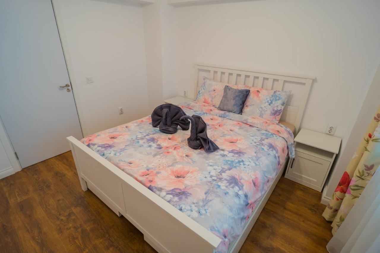 Cozy & Spacious 2Br Apartment With Netflix Bükreş Dış mekan fotoğraf