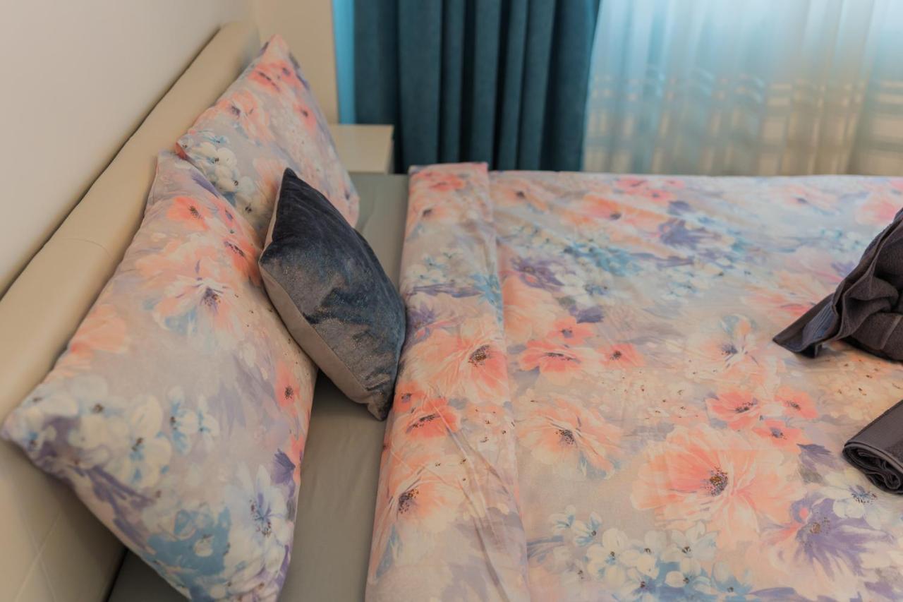 Cozy & Spacious 2Br Apartment With Netflix Bükreş Dış mekan fotoğraf