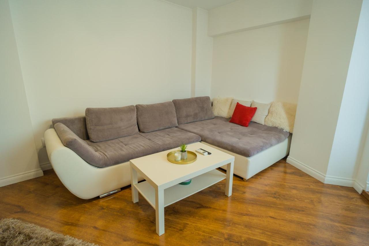 Cozy & Spacious 2Br Apartment With Netflix Bükreş Dış mekan fotoğraf