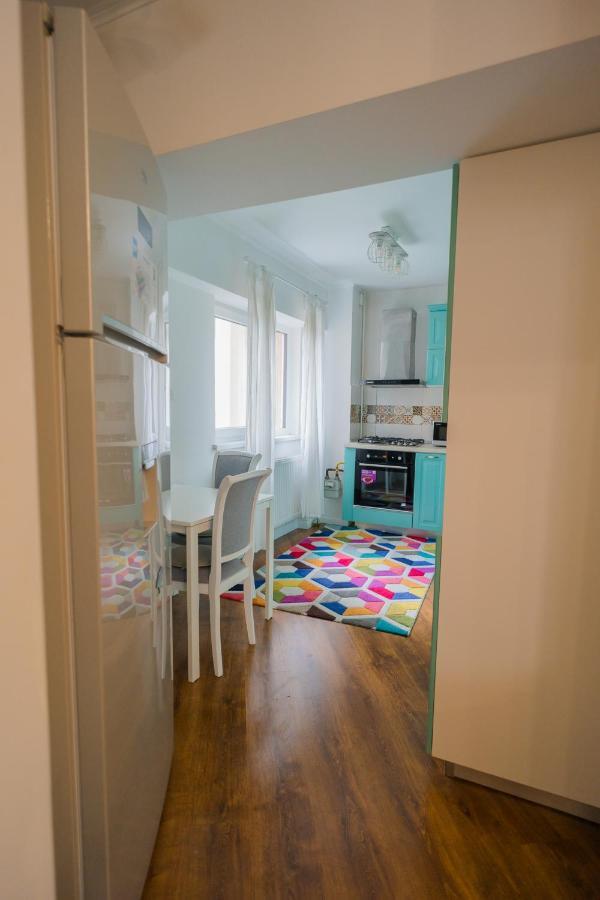 Cozy & Spacious 2Br Apartment With Netflix Bükreş Dış mekan fotoğraf