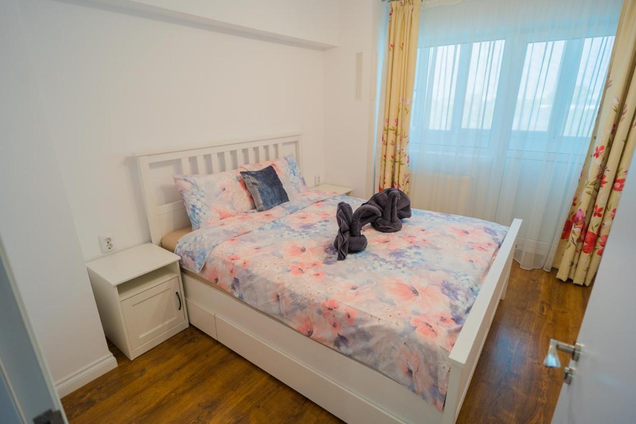 Cozy & Spacious 2Br Apartment With Netflix Bükreş Dış mekan fotoğraf