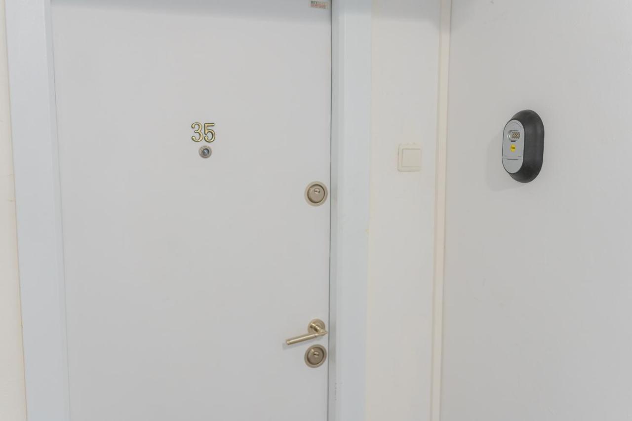 Cozy & Spacious 2Br Apartment With Netflix Bükreş Dış mekan fotoğraf
